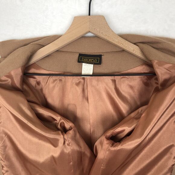 VTG BARONESA Wool Blend Blazer Women’s Sz 6 (40") Camel Tan Lined Pockets USA - Picture 15 of 16